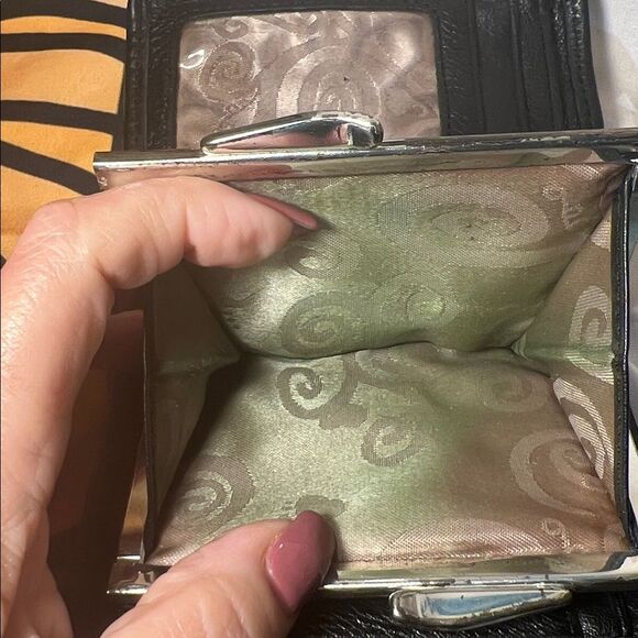 Brighton Bellissimo Heart Small Wallet - Picture 8 of 11